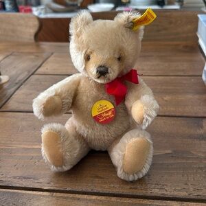 Vintage Authentic Steiff Teddybear